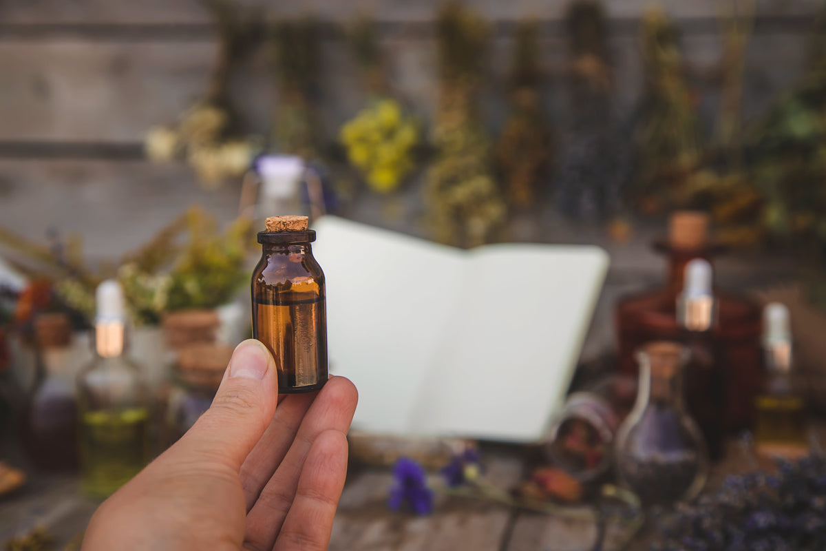De la tierra al frasco: todo lo que puede cambiar un aceite esencial