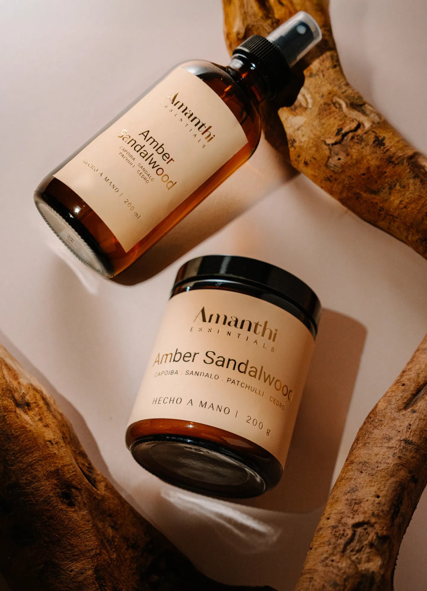 El dúo Essentials Amber Sandalwood